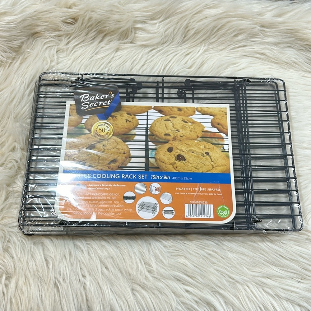 Baker’s Secret 3 piece Cooling Rack Set